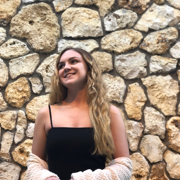 Meet your Posher, Samantha - Picture 1 of 1